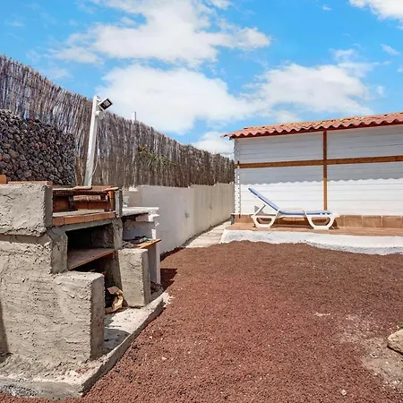 Casa Blanca De Madera *